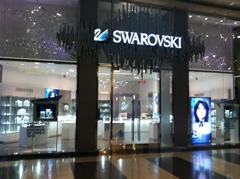 roosevelt field mall swarovski.